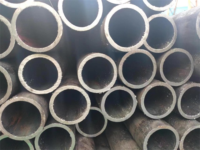 梅州10#结构用无缝钢管